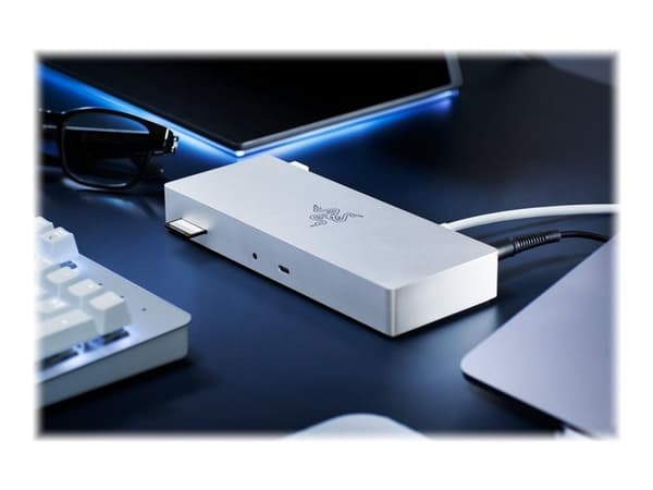 Razer - Dockningsstation - Thunderbolt 4 - 2 x Thunderbolt - 1GbE - 135 Watt