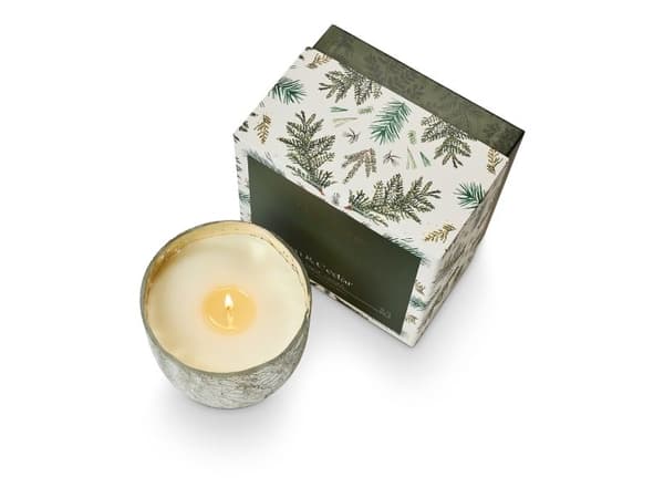 ILLUME Balsam & Cedar Crackle duftlys, grønn