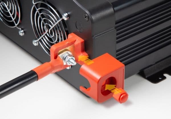 Technaxx TE22, Universal, Automatisk, 12 V, 2000 W, 230 V, DC-til-AC