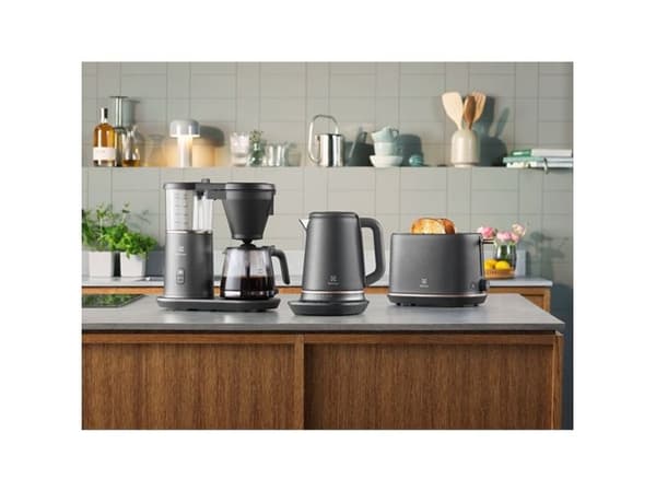 VEDENKEITIN E7K1-6BP ELECTROLUX