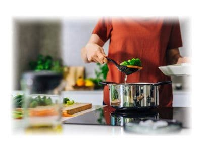 Fiskars Functional Form - Strainer spoon - 37.2 cm