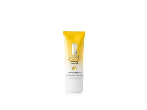 Clinique UV Solutions Mattifying Sunscreen SPF50 - - 40 ml