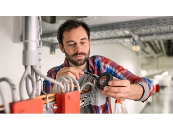 Tesa Universal - Dubbelsidig tejp - 50 mm x 10 m