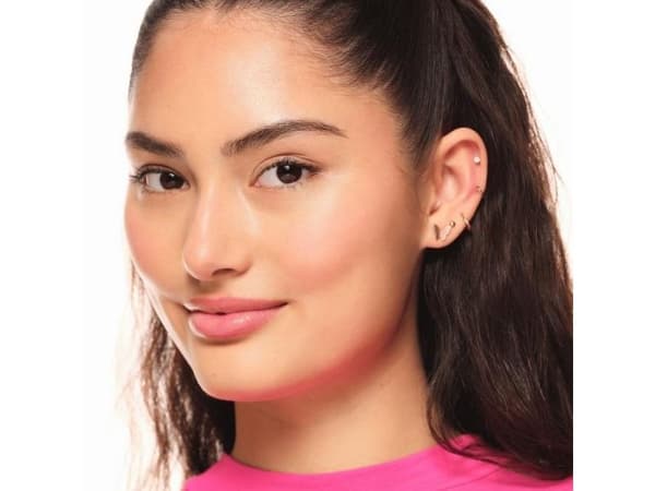 Essence Soft Touch Mousse Blush Instant Result Natural Matte 5g