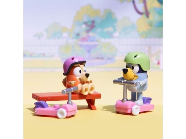 Bluey Bluey and Bingo skate run