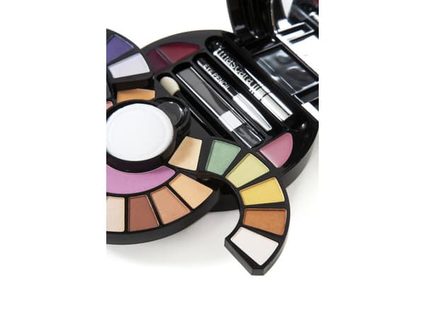 Mya Kits Make-Up Palette med 33 färger