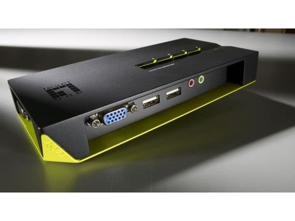 CP Technologies KVM-0421, 2048 x 1536 pikseliä, Musta