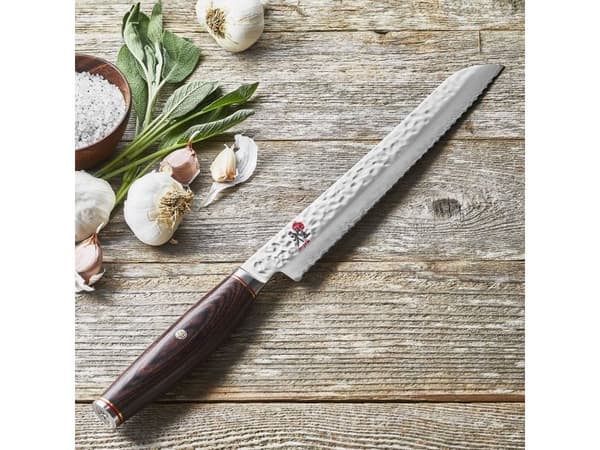 MIYABI 6000 MCT Leipäveitsi 23 cm