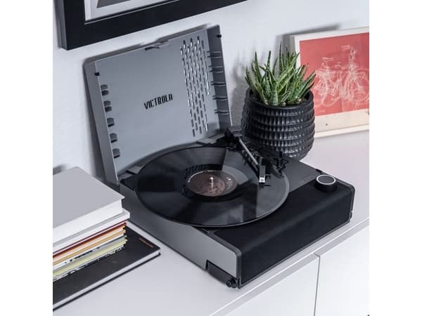 Victrola Revolution GO (svart)