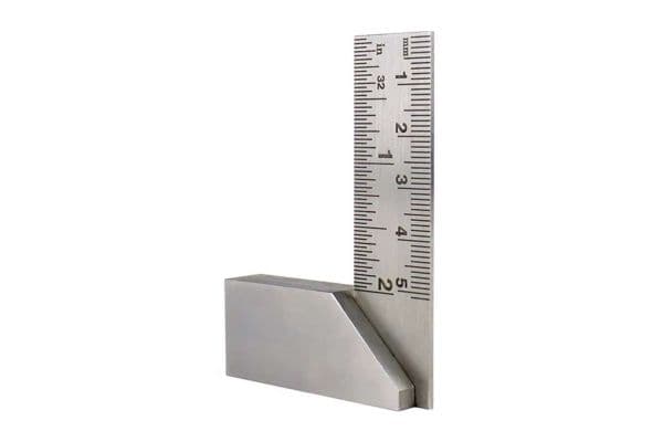 Rettskrå lineal 5 cm