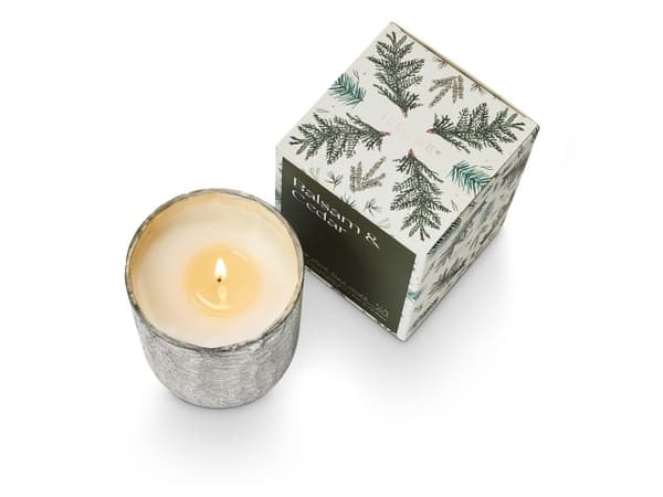 ILLUME Balsam & Cedar crackle duftelys, grønn