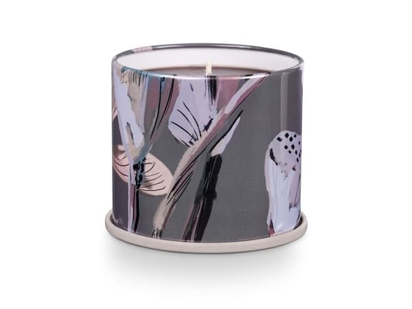 ILLUME Woodfire Vanity Tin duftlys, brun