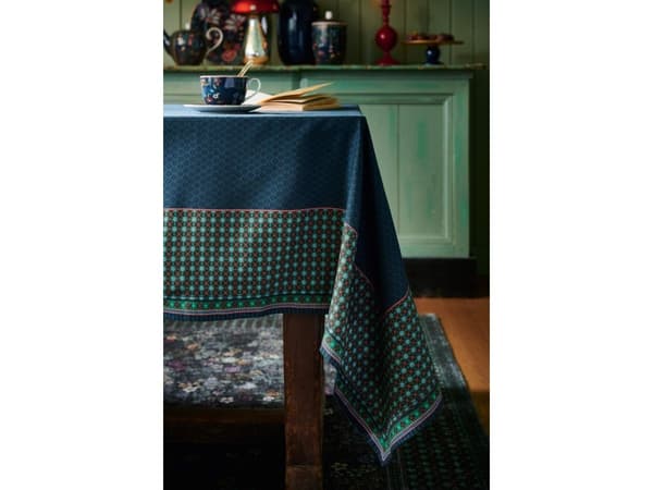 PIP Studio TablCloth BerryBlue 150x250