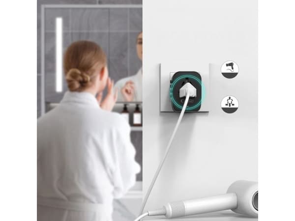 Tech-Protect TA200 adapter EU/UK/US/AU - svart