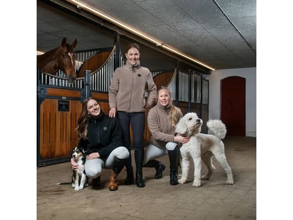 Jacson Elsa Teddyjacka Svart S