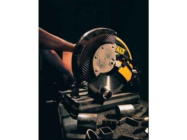 DeWALT DW872