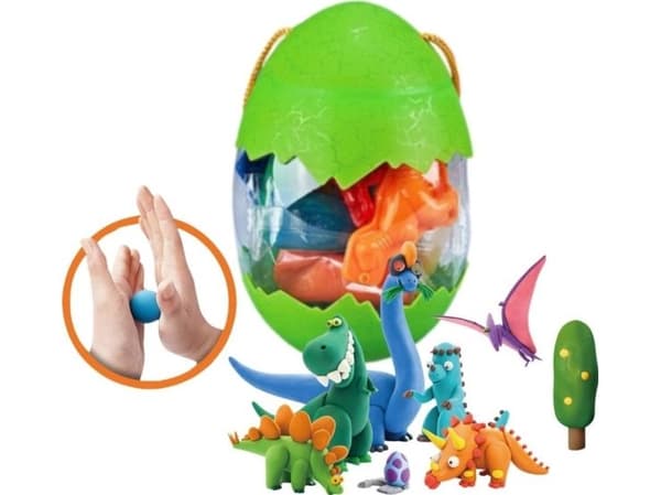 Plastdinosaurier med formar