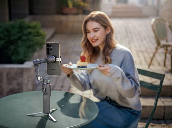 Osmo Mobile 8P Advanced Tracking Combo