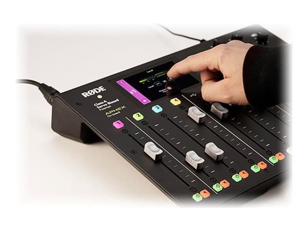 RØDE RØDECaster Pro, sortering