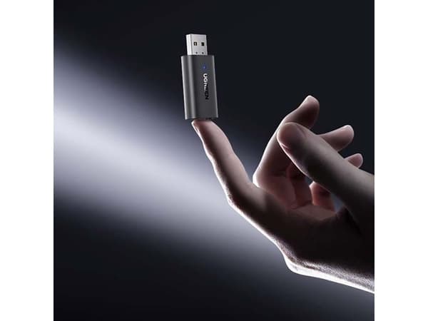 Bluetooth-adapter Ugreen transmitter Bluetooth 5.1 + ljudadapter 3,5 mm mini jack svart (UGR1207BLK)