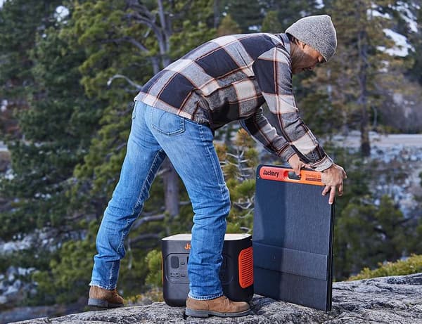 Jackery SolarSaga 200W Solar Panel