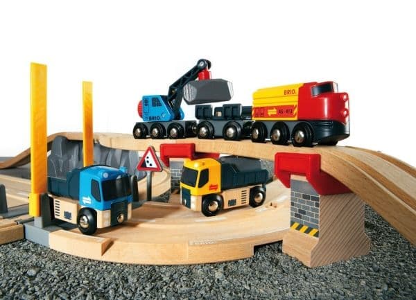 BRIO 33210 Juna- ja tierata, luotisarja