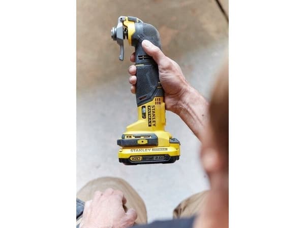 STANLEY multiverktyg V20 SFMCE500D2K 2x2,0Ah