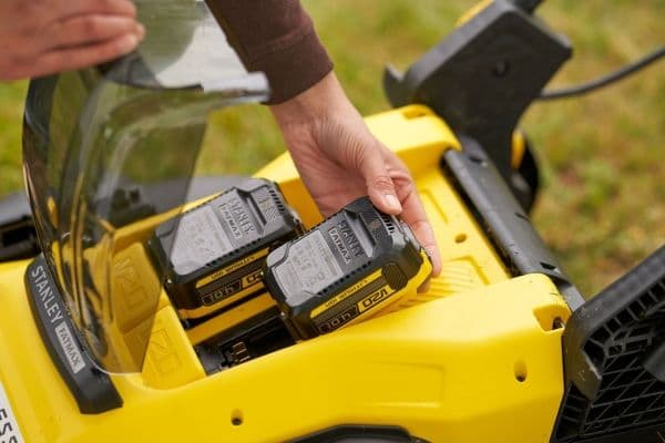 Sladdlös gräsklippare Stanley SFMCMW2651M