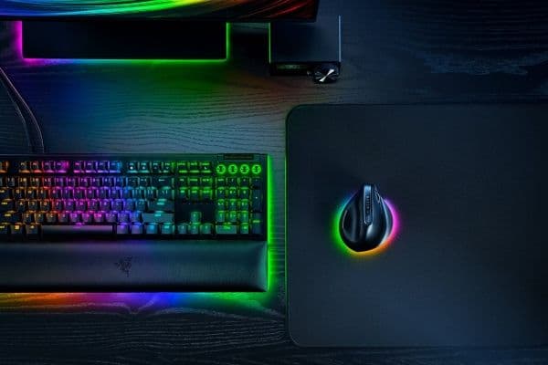 Razer Pro Click - Mus - høyrehendt - optisk - trådløs, kablet