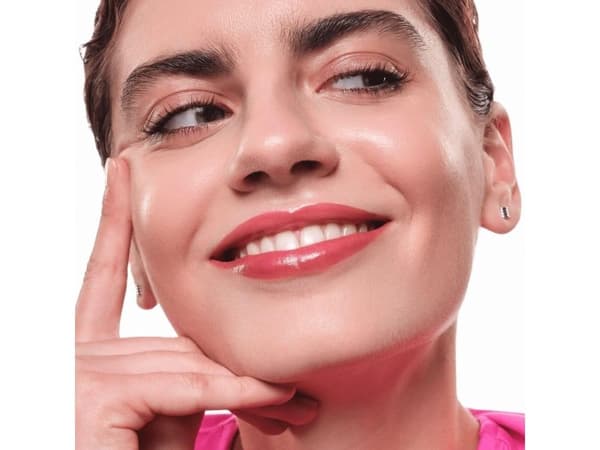 Essence Hydra Kiss Lip Tint