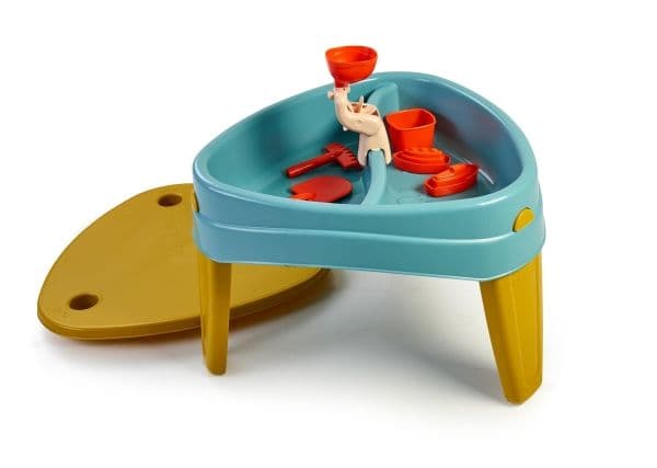 Casual Play Island Table
