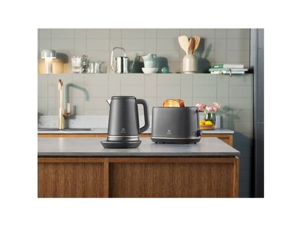 VEDENKEITIN E7K1-6BP ELECTROLUX