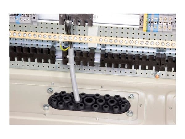 APC NSYAECPFLT35