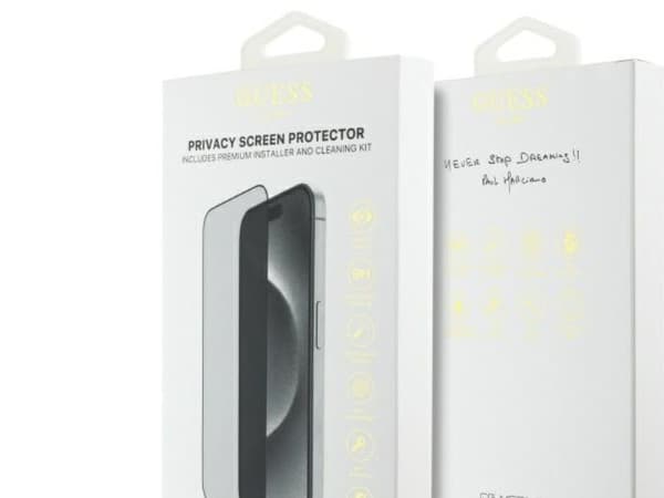Guess Screen Protector Privacy 2.5D Outline tempered glass for iPhone 16