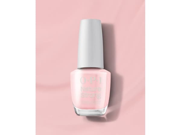 OPI Nature Strong Nail Lacquer - - 15 ml