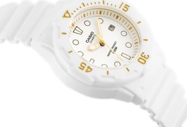 Casio damklocka LRW-200H 7E2 (zd557i)