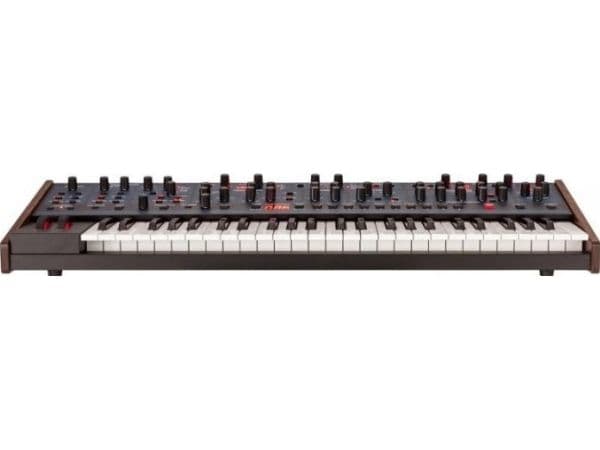 Sekvensiell OB-6 - Polyfon analog synthesizer