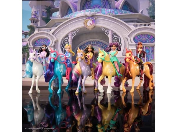 Unicorn Academy Ava & Leaf Stall Playset