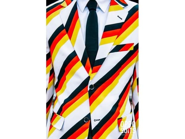OppoSuit The Germanator