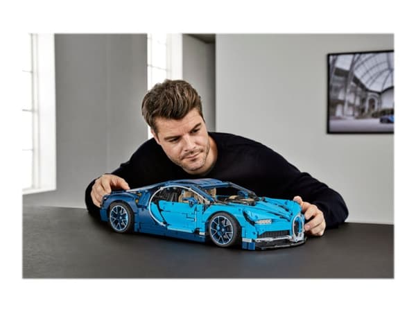 LEGO Technic 42083 Bugatti Chiron