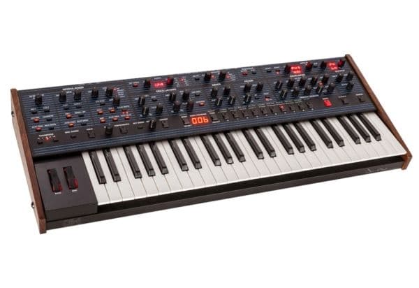 Sekvensiell OB-6 - Polyfon analog synthesizer