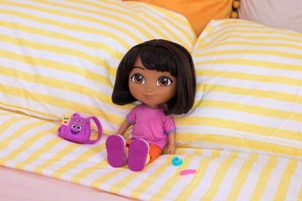 Dora The Explorer Sing &amp; Explore Dora-nukke 30 cm