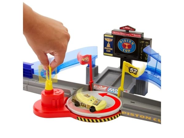 Pixar Cars Piston Cup Stunt Trackset