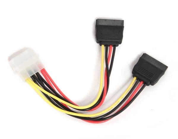 Gembird CC-SATA-PSY - Strømforsyningsadapter - SATA strøm (han) til 4-PIN intern strøm (han) - 15 cm