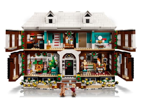 LEGO Ideas 21330 Home Alone