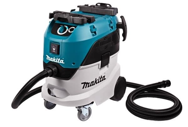 Makita VC4210L