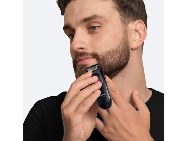 Braun BeardTrimmer 3 BT3500, AC / batteri, Sort
