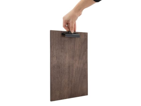 Menu Kortholder A4 Securit viser 1 A4 side med clips Valnød