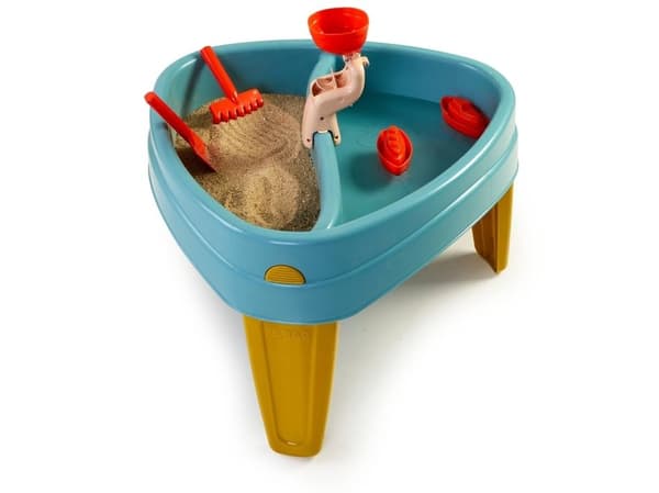 Casual Play Island Table