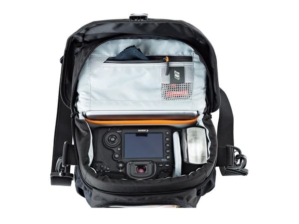 LOWEPRO NOVA 170 AW II svart